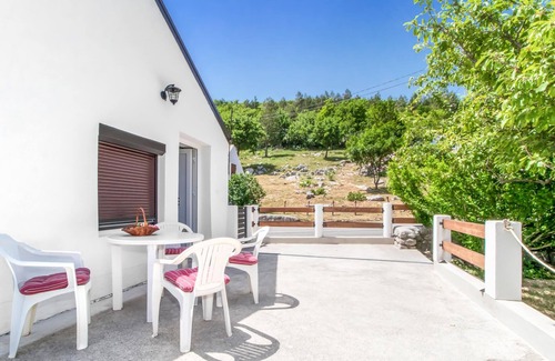 Ledenice House | Gorgeous home in Bater