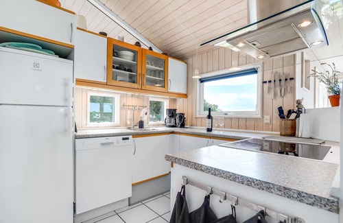 Blokhus House | Gorgeous home in Blokhus with WiFi