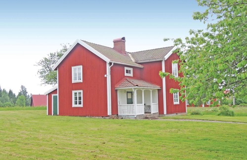 Bodafors House | Gorgeous home in Bodafors with kitchen