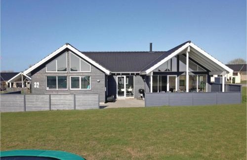 Bogense House | Gorgeous Home In Bogense With Wifi