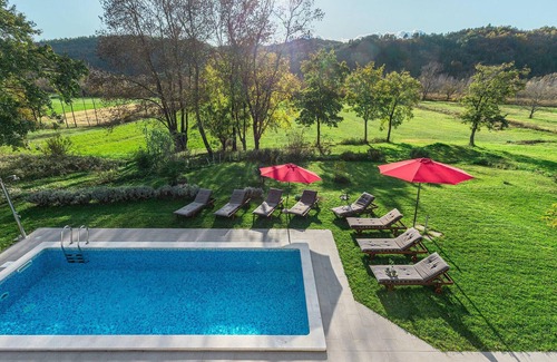 Boljun House | Gorgeous home in Boljun