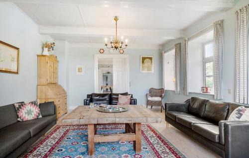Ballum House | Gorgeous Home In Bredebro With Wifi