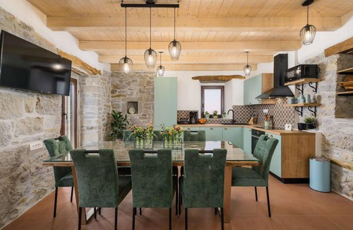 Buzet House | Gorgeous home in Buzet