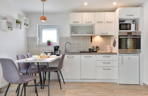 Tuhelj House | Gorgeous home in Cresnjevec, Tuhelj