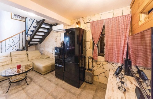 Lecevica House | Gorgeous home in Divojevici