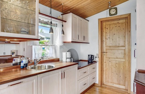 Egsmark Strand House | Gorgeous home in Ebeltoft with WiFi