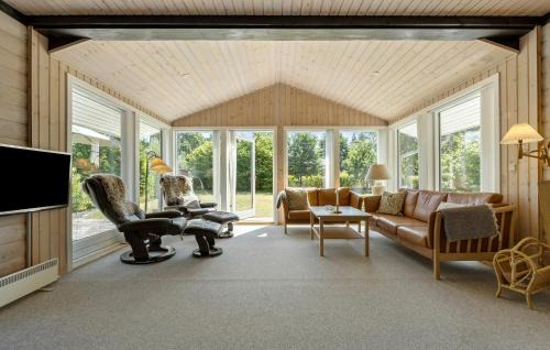 Øksenmølle House | Gorgeous Home In Ebeltoft With Wifi