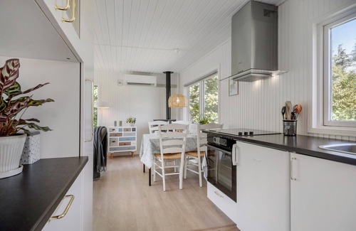 Kaldred House | Gorgeous home in Eskebjerg with private swimming pool, can be inside or outside