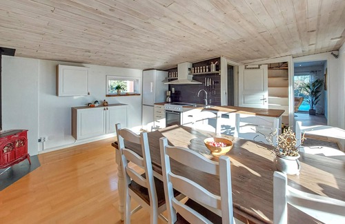 Eslov House | Gorgeous home in Eslöv with WiFi