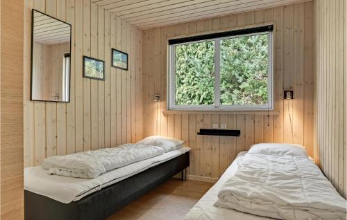 Fjellerup House | Gorgeous Home In Glesborg With Sauna