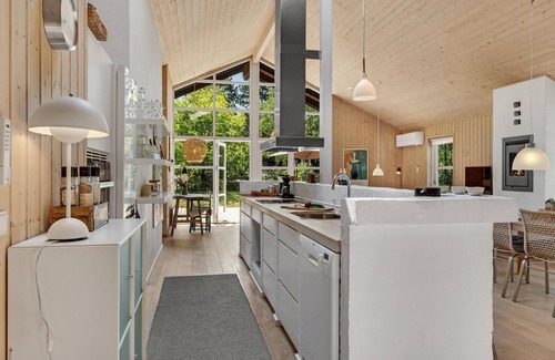 Helberskov Strand House | Gorgeous home in Hadsund with sauna