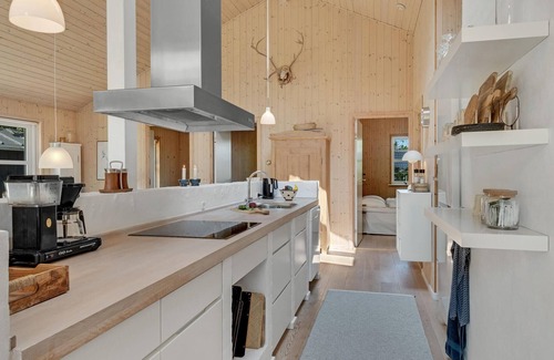 Helberskov Strand House | Gorgeous home in Hadsund with sauna