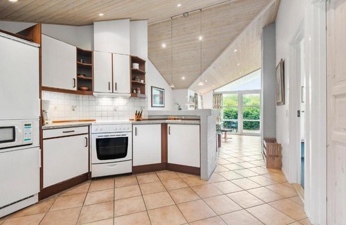 Henne House | Gorgeous Home In Henne With Kitchen