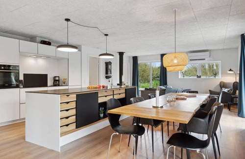 Hjerm House | Gorgeous home in Hjerm with kitchen