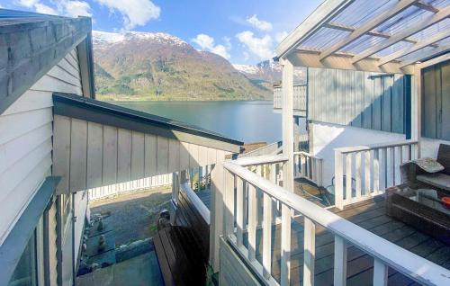 Ullensvang House | Gorgeous Home In Hovland With Wifi