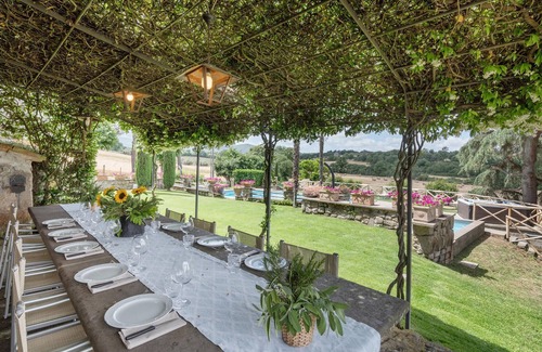 Vitorchiano House | Gorgeous home in Vitorchiano VT