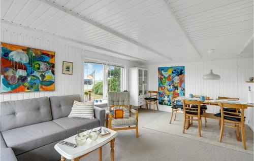 Trend House | Gorgeous Home In Løgstør With Kitchen