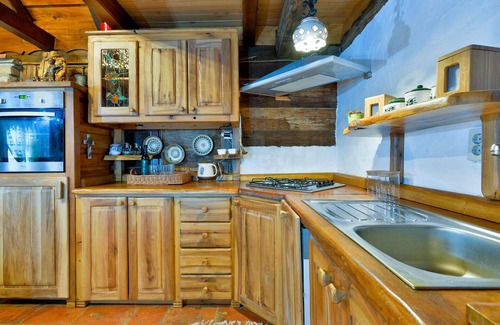 Varazdinske Toplice House | Gorgeous home in Martinkovec with sauna