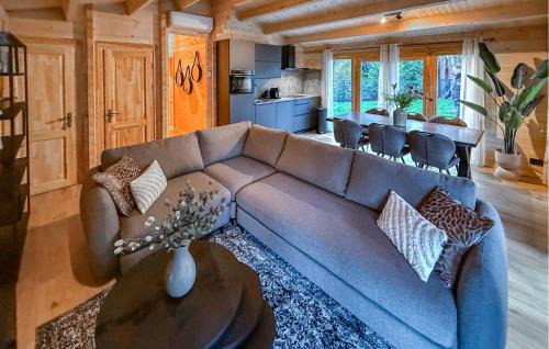 Langstraat House | Gorgeous Home In Meijel With Wifi