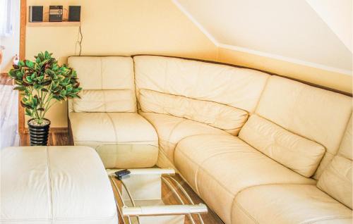 Nowe Warpno House | Gorgeous Home In Nowe Warpno With Wifi