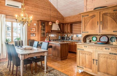 Trysil House | Gorgeous home in østby with kitchen