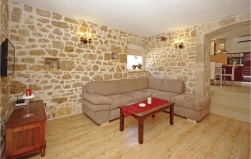 Podbablje House | Gorgeous Home In Poljica Imotska