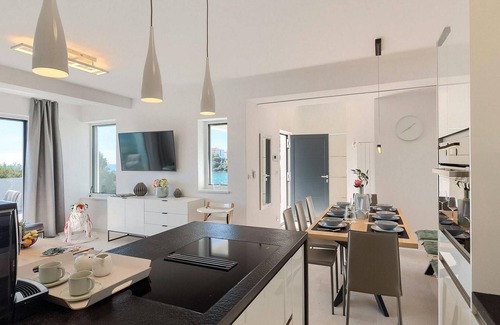 Pjescana Uvala House | Gorgeous home in Pula