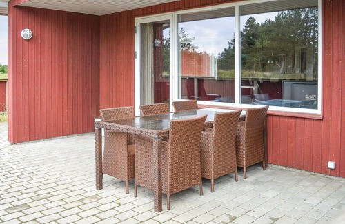 Romo House | Gorgeous home in Rømø with kitchen