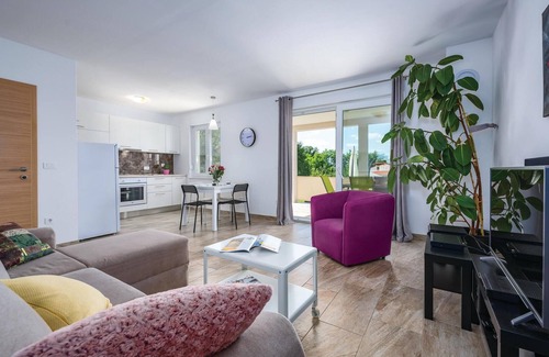 Karojba House | Gorgeous home in Rakotule