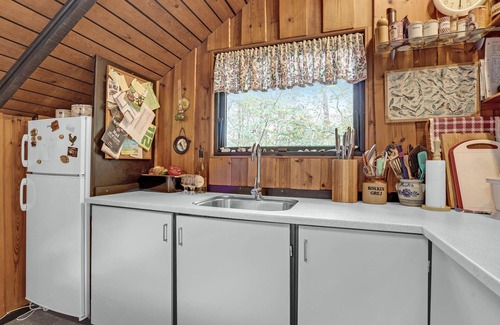 Ronbjerg House | Gorgeous home in Roslev with WiFi