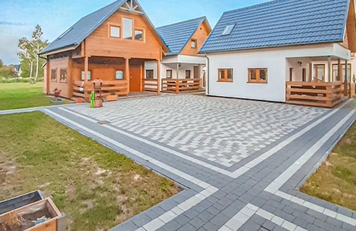 Rowy House | Gorgeous home in Rowy with WiFi
