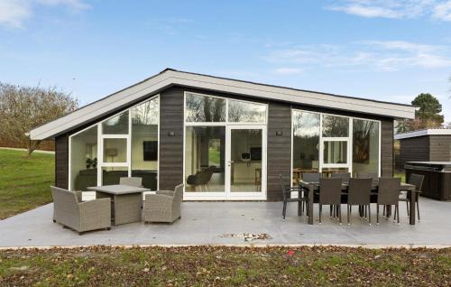 Spodsbjerg House | Gorgeous Home In Rudkøbing With Wifi