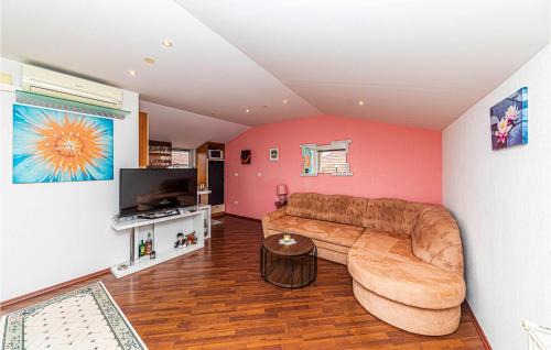 Seget Donji House | Gorgeous Home In Seget Donji With Wifi