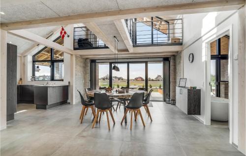Ringkøbing-Skjern Municipality House | Gorgeous Home In Skjern With Kitchen