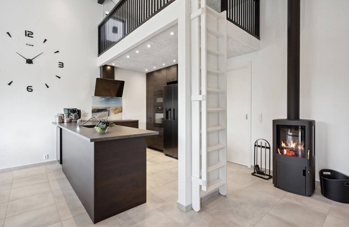 Skaven Strand House | Gorgeous home in Tarm with WiFi