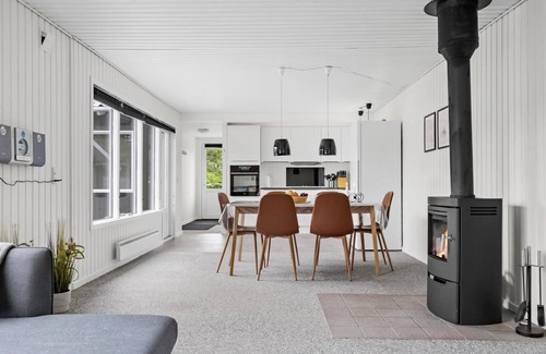 Skaven Strand House | Gorgeous home in Tarm with sauna