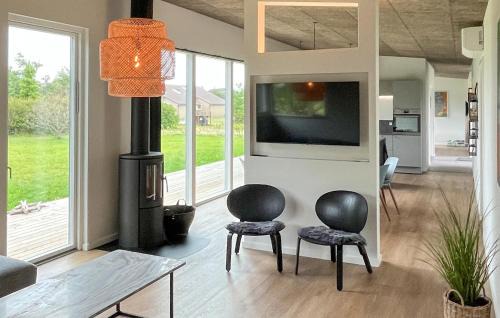 Skaven Strand House | Gorgeous Home In Tarm With Sauna