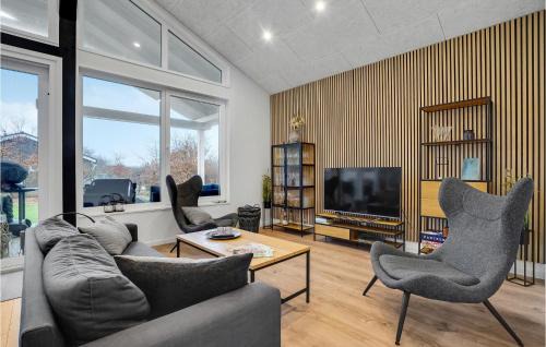 Thyholm House | Gorgeous Home In Thyholm With Wifi
