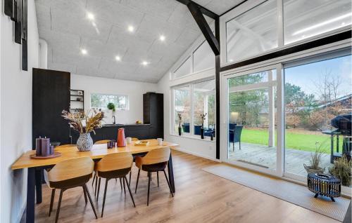 Thyholm House | Gorgeous Home In Thyholm With Wifi