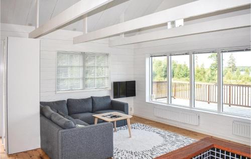 Unnaryd House | Gorgeous Home In Unnaryd With Wifi