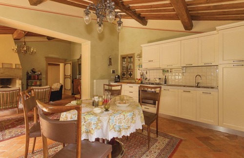 Pieve a Maiano House | Gorgeous home in Civitella d.Chiana AR