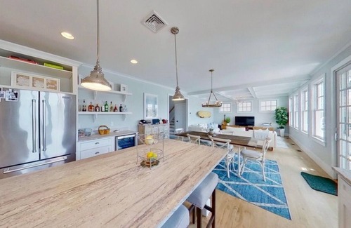 Point Pleasant House | Gorgeous Lagoon Front home in Point Pleasant Boro with pool.