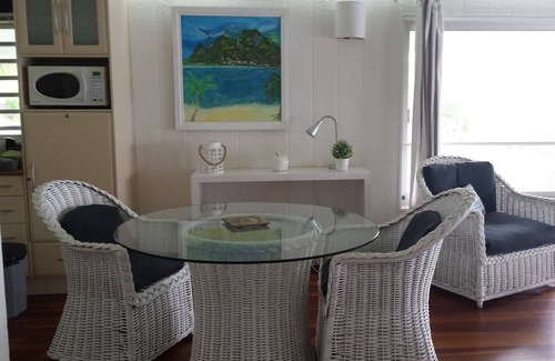 Bora Bora Villa | Gorgeous Lagoonfront Villa In Bora Bora Perfect spot for honeymooners & families