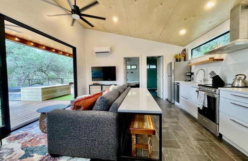 Dripping Springs Cabin | Gorgeous Modern Cabin w Heated Pool & Firepit