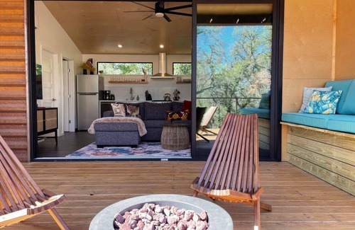 Dripping Springs Cabin | Gorgeous Modern Cabin w Heated Pool & Firepit