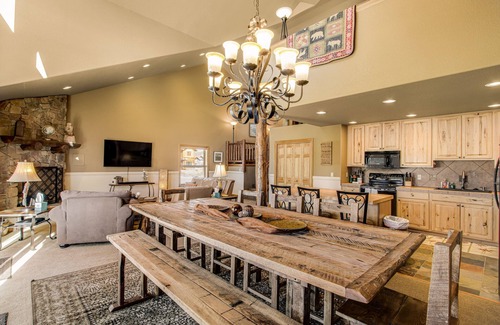 Pole Creek House | Gorgeous mountain-view townhome with private hot tub, fireplace & deck