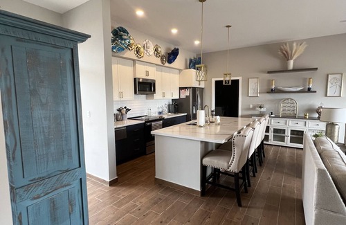 Laguna Shores House | Gorgeous mountain views just 200 yards from the beach with private backyard pool