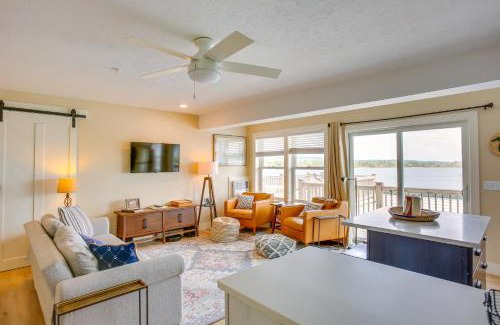 Onekama Apartment | Gorgeous Onekama Condo with Pool and Lake Access!