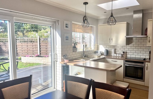 Downham Apartment | Gorgeous Private Apartment with Jacuzzi bath