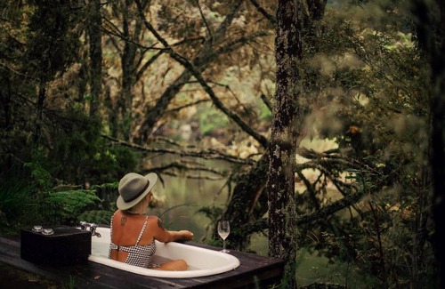 Northland Ski Chalet | Gorgeous Romantic and Secluded Waterfront Glamping, Nr Kerikeri, Bay of Islands